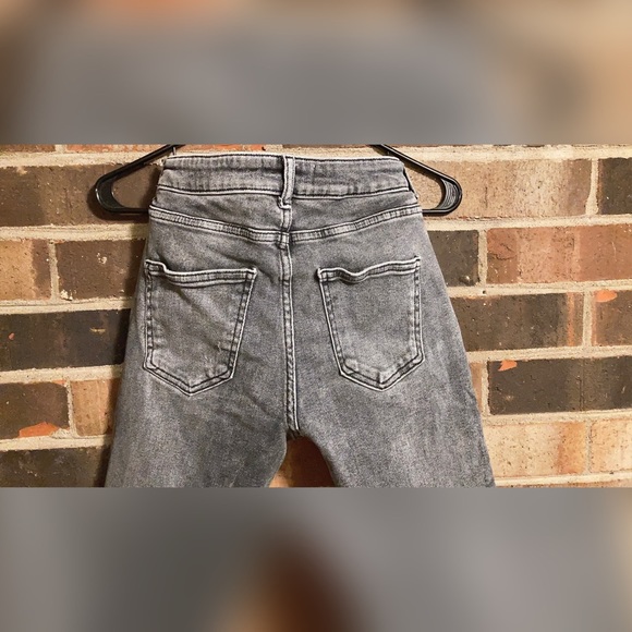 Zara Gray Skinny Jeans - Picture 4 of 8